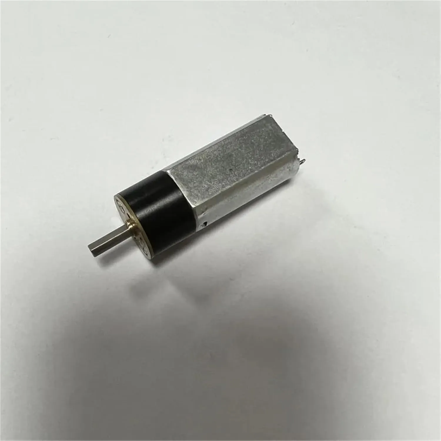 16MM DC 050 Electric Micro Gear Motor Metal Gear Box Motors with Gear Reducer Engine DIY Toys Smart Home Equipment Motors(440_12V)