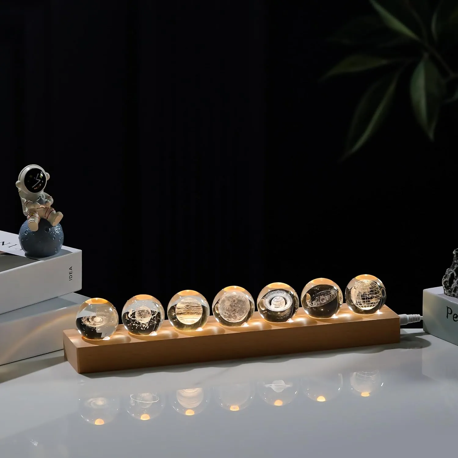3d Crystal Ball Solar System Crystal Ball with Led Lamp Base - Best Birthday Science Gifts For Man Teacher Boy Kids Girls Men - Galaxy Jupiter Saturn Moon Earth Solar System Space Astronomy Gifts