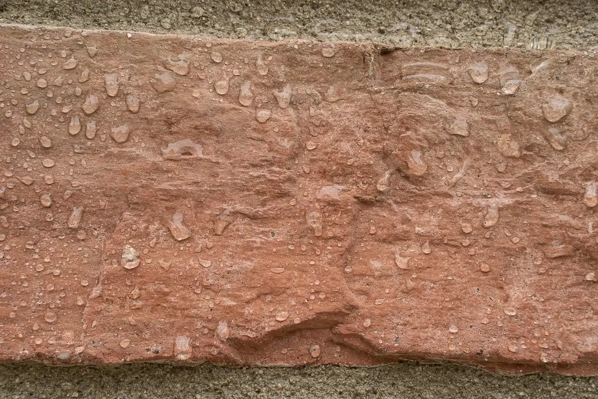 All Purpose Brick Stone & Concrete Sealer - Transparent Penetrating Waterproof Coating for Outdoor Masonry Surfaces - 1 Gallon