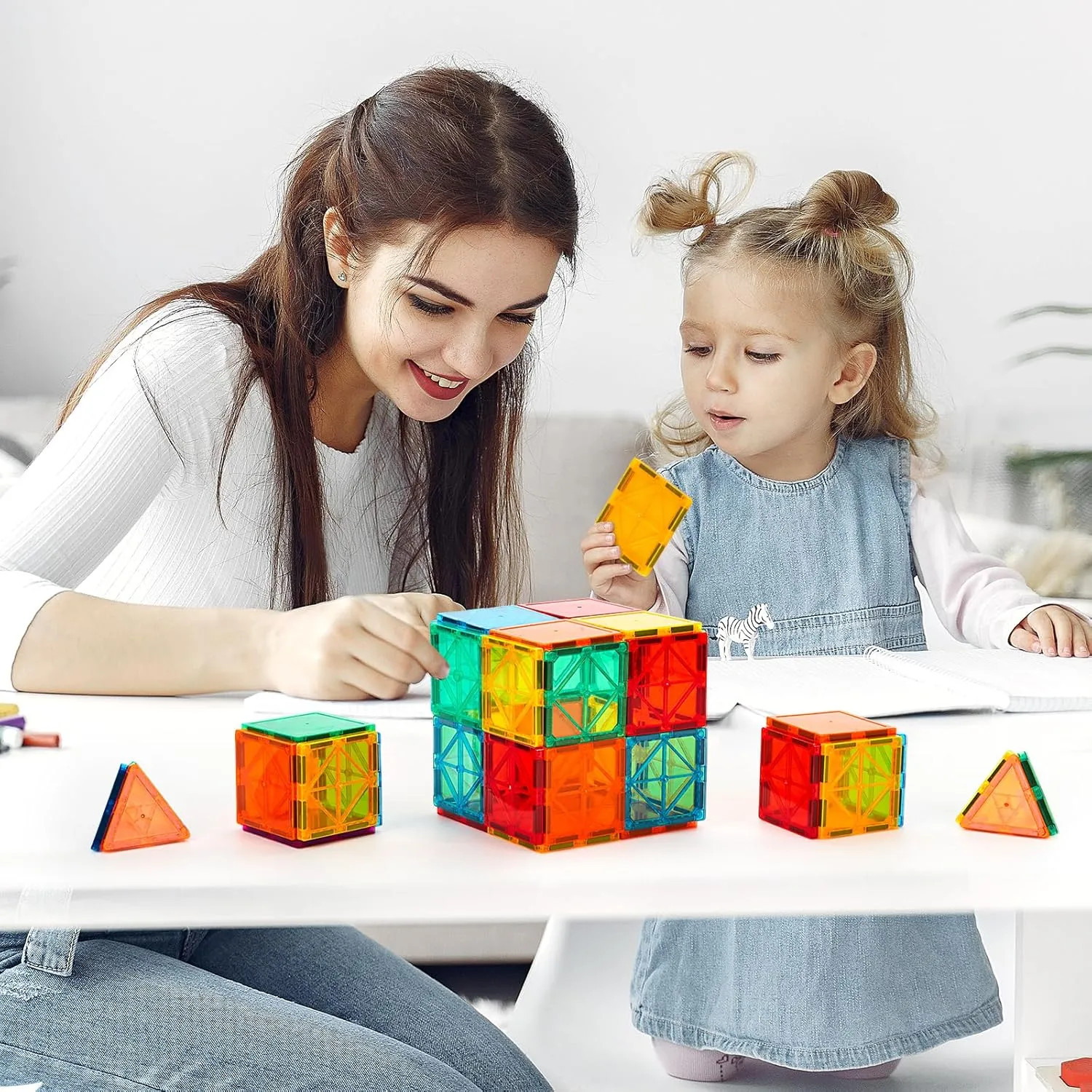 FNJO Magnetic Tiles, 100PCS Building Blocks, Magnets Building Set, STEM Construction Stacking Toy Gift for Kids 3  Boys and Girls Preschool Kindergarden Toy