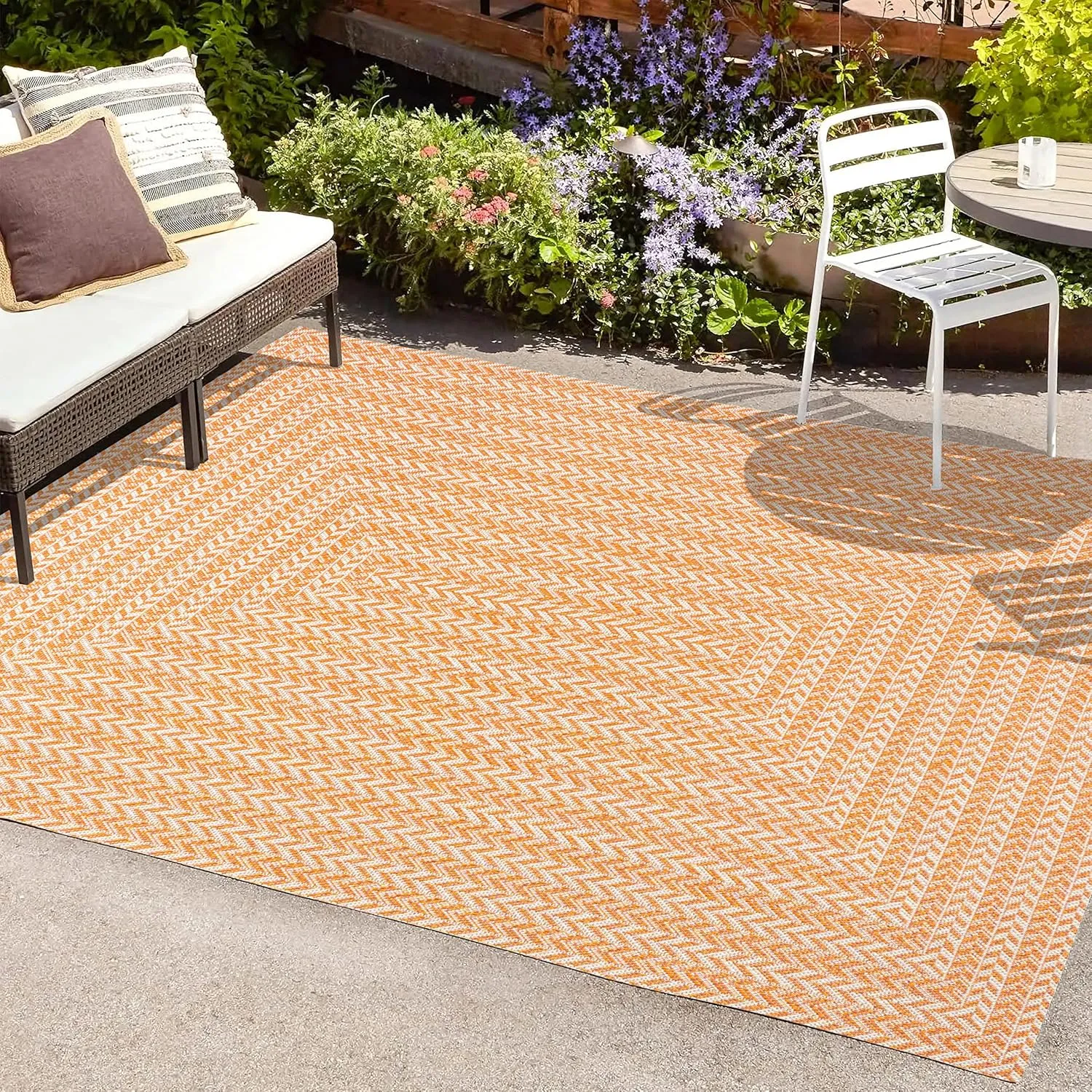 JONATHAN Y SMB206C-5 Chevron Modern Concentric Squares Braided Indoor Outdoor Area Rug, Farmhouse, Traditional Easy Clean,Bedroom,Kitchen,Backyard,Patio,Non Shedding, Orange/Cream, 5 X 8