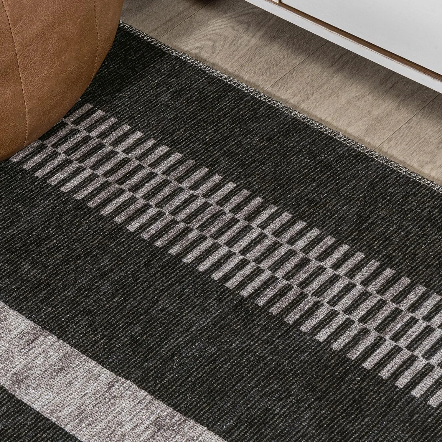 JONATHAN Y WSH122A-9 Vichy Geometric Striped Machine-Washable Indoor Area -Rug, Farmhouse Midcentury Rustic Easy -Cleaning,Bedroom,Kitchen,Living Room,Non Shedding, Ivory/Navy, 9 X 12
