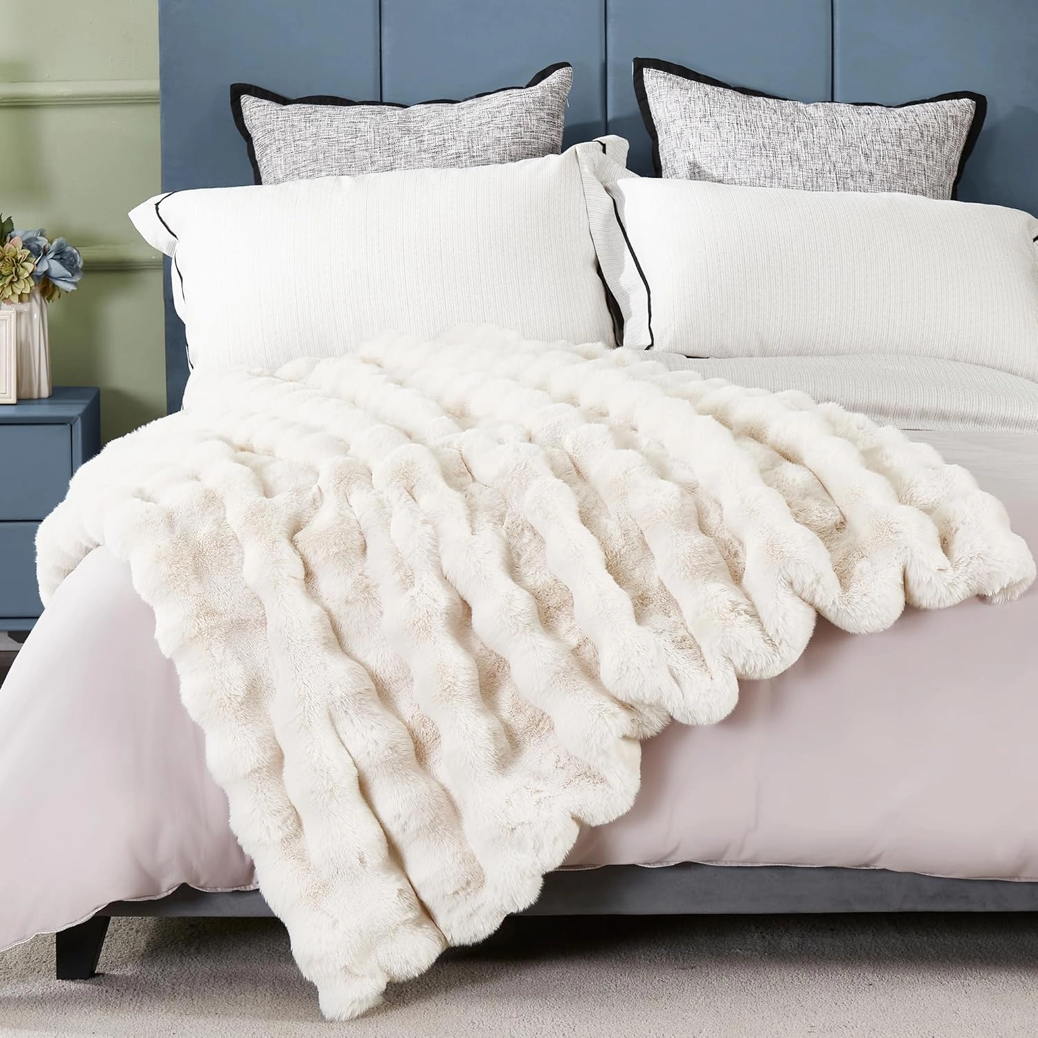 JONIYEAR Soft Fuzzy Bubble Faux Rabbit Fur Throw Blanket for Couch 50" x 60", Double Sided Textured Warm Fluffy Blanket for Winter, Luxury Cozy Puffy Shaggy Comfy Furry Blankets for Couch, Cream White