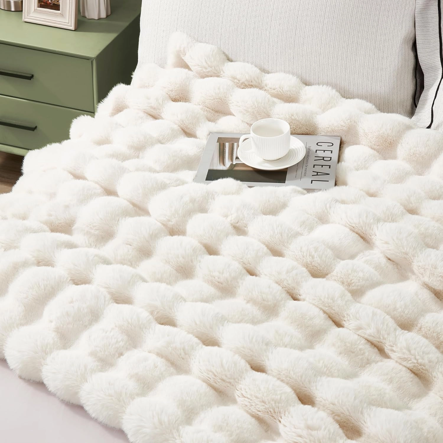 JONIYEAR Soft Fuzzy Bubble Faux Rabbit Fur Throw Blanket for Couch 50" x 60", Double Sided Textured Warm Fluffy Blanket for Winter, Luxury Cozy Puffy Shaggy Comfy Furry Blankets for Couch, Cream White