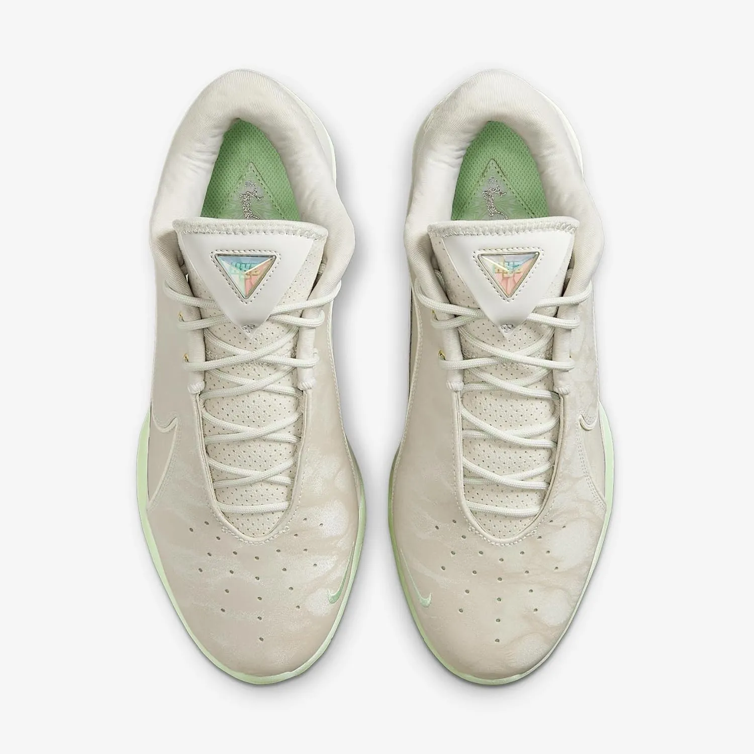 Lebron XXII Basketball Shoes (FZ1094-002, Light Bone/Vapor Green/Soft Pearl)