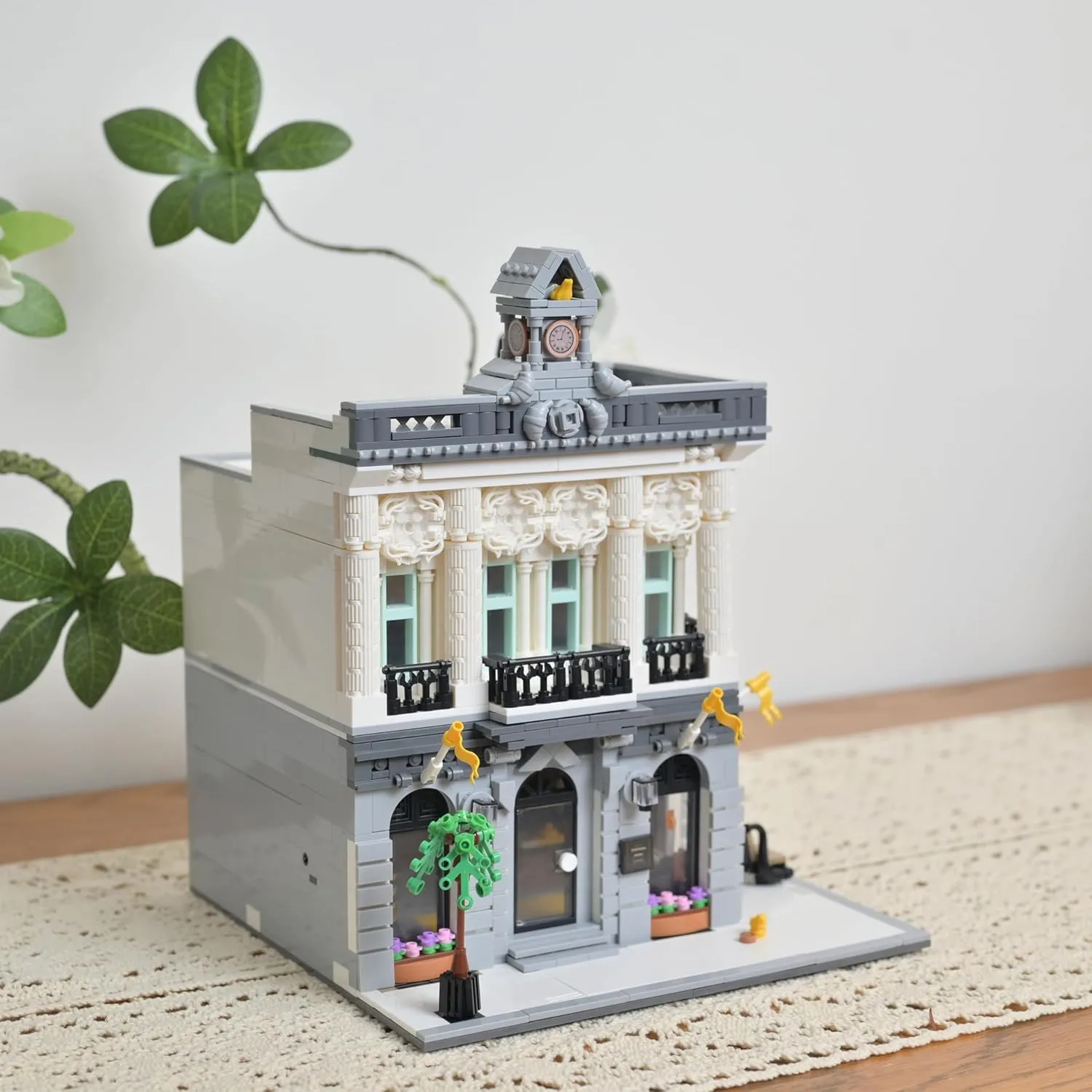 Mini Bank Architecture Mini Building Blocks Set with LED Lights,2 Levels Modular Architecture,MOC Creative Model Set,Construction Toy for Adult(2080Pcs)