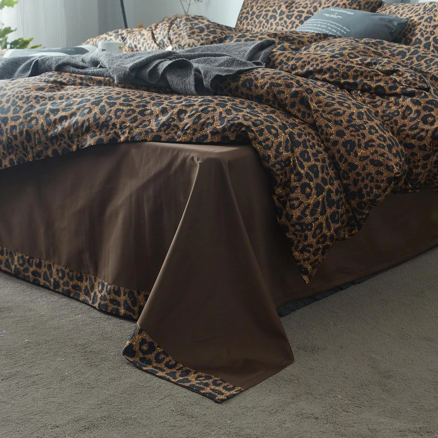 mixinni Leopard Print Comforter Set Twin XL-3 Pieces Animal Cheetah Printed Comforter Sexy Soft Fluffy Brown/Black Floral Print Bedding Set with 2 Pillowcases for All Season-Twin XL Size