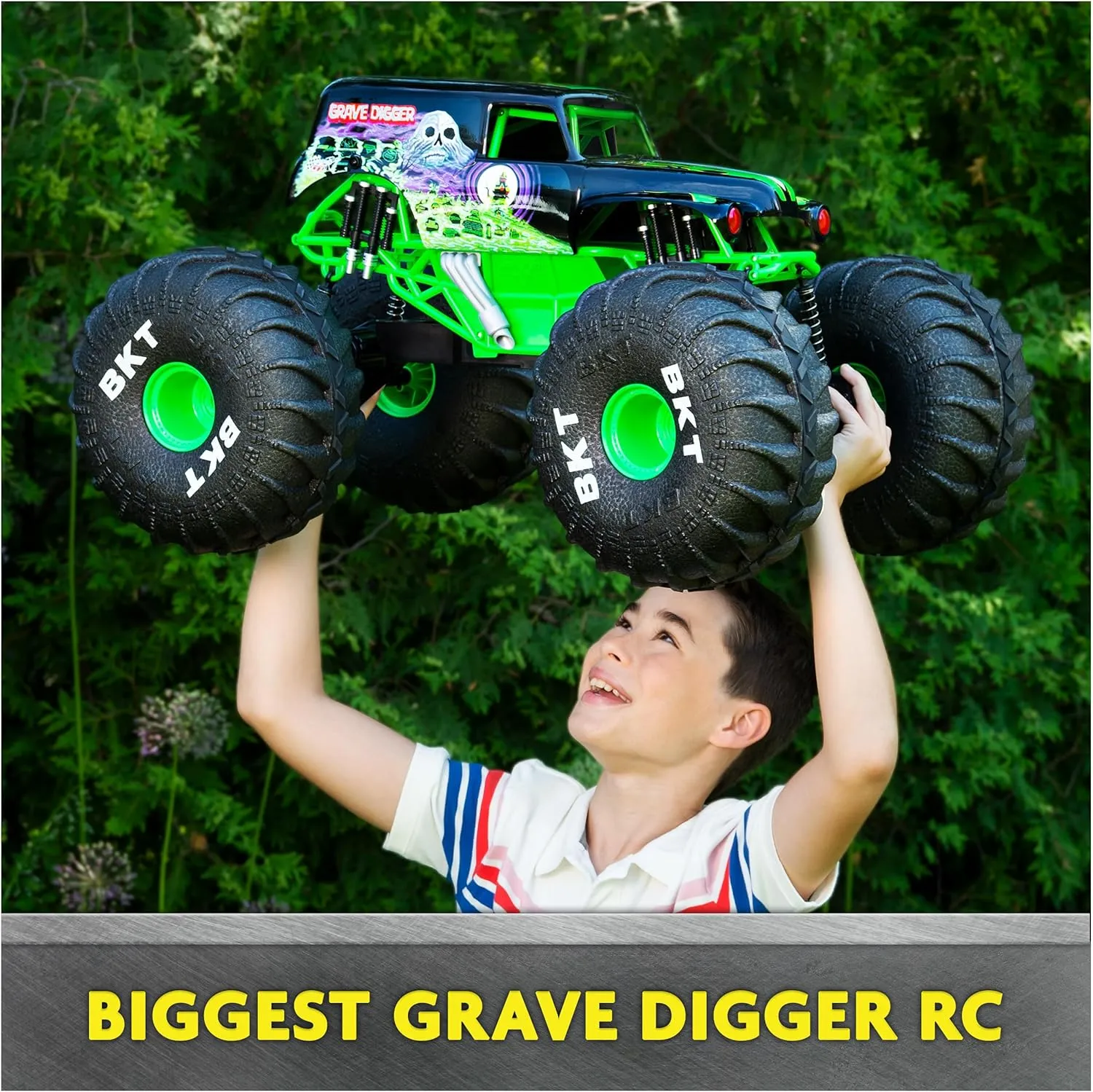 Monster Jam, Official Mega Grave Digger All-Terrain Remote Control Monster Truck, Over 2 Ft. Tall, 1:6 Scale, Kids Toys for Boys and Girls Ages 4 and Up