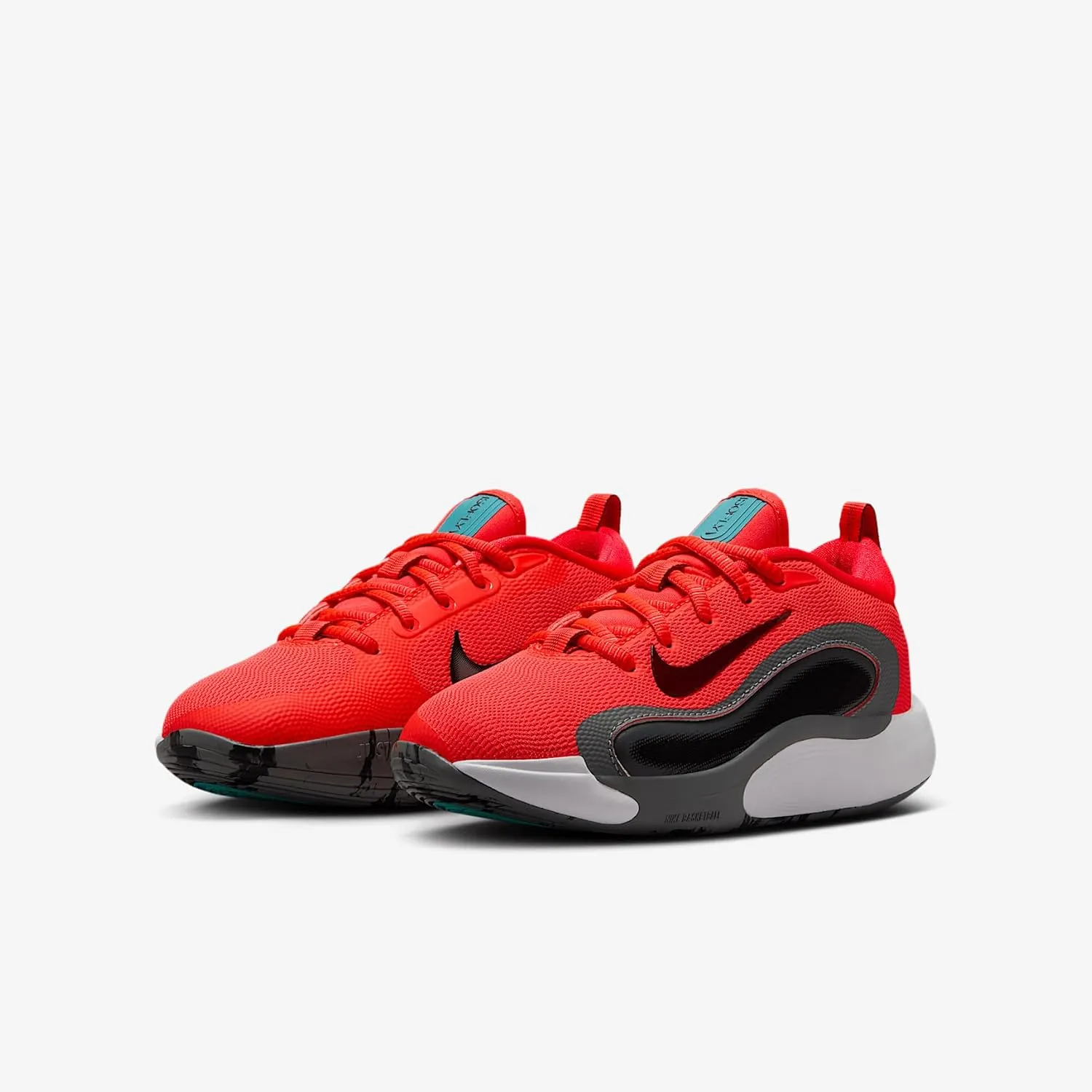 Nike IsoFly Big Kids' Basketball Shoes (FN4384-600, Bright Crimson/Smoke Grey/Black/Team Red)