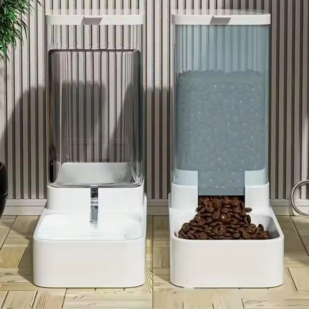 Pet's Food and Water Dispenser, Pet Feeder and Waterer for Dogs and Cats, Small and Large Size Options (Large)