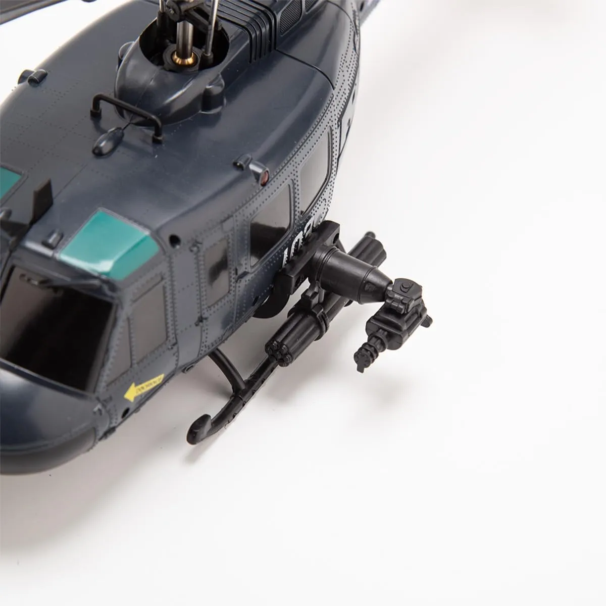 RC Helicopter Model, C032 1/48 Scale UH-1 Huey 2.4G 6CH Flybarless Brushless Motor Remote Control Helicopter Model with Altitude Hold and 6-Axis Gyroscope for Adults (RTF Version)