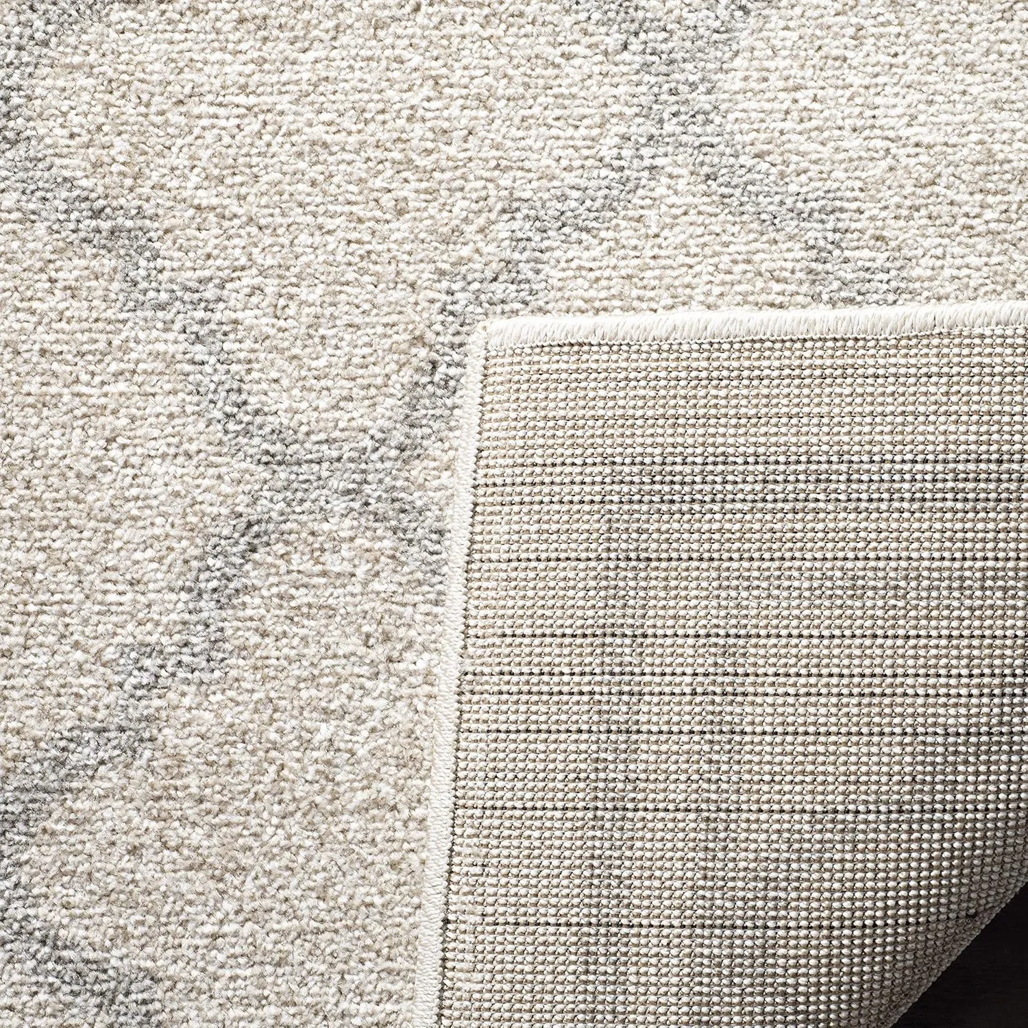 SAFAVIEH Amherst Collection Area Rug - 8' x 10', Beige & Light Grey, Moroccan Trellis Design, Non-Shedding & Easy Care, Ideal for High Traffic Areas in Living Room, Bedroom (AMT422E)
