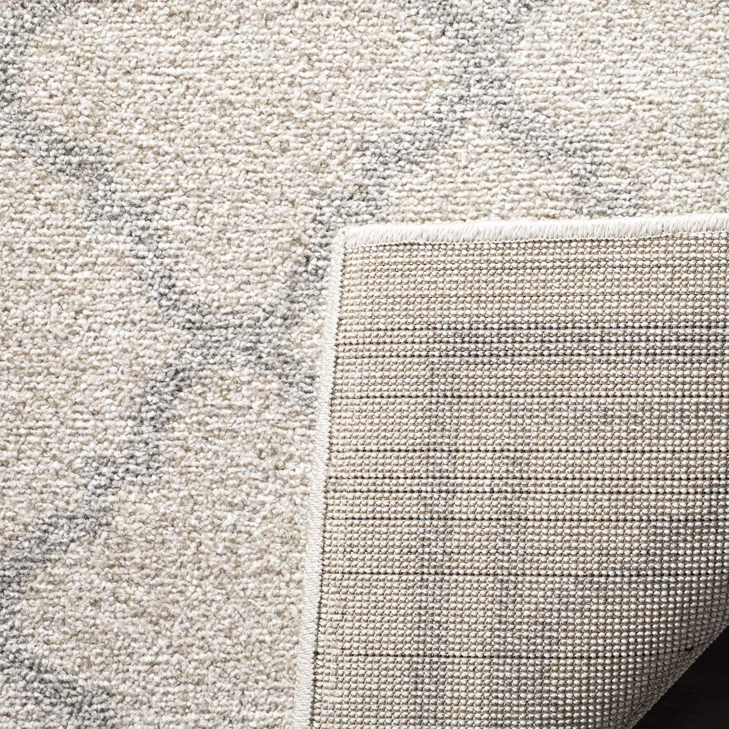 SAFAVIEH Amherst Collection Area Rug - 8' x 10', Beige & Light Grey, Moroccan Trellis Design, Non-Shedding & Easy Care, Ideal for High Traffic Areas in Living Room, Bedroom (AMT422E)