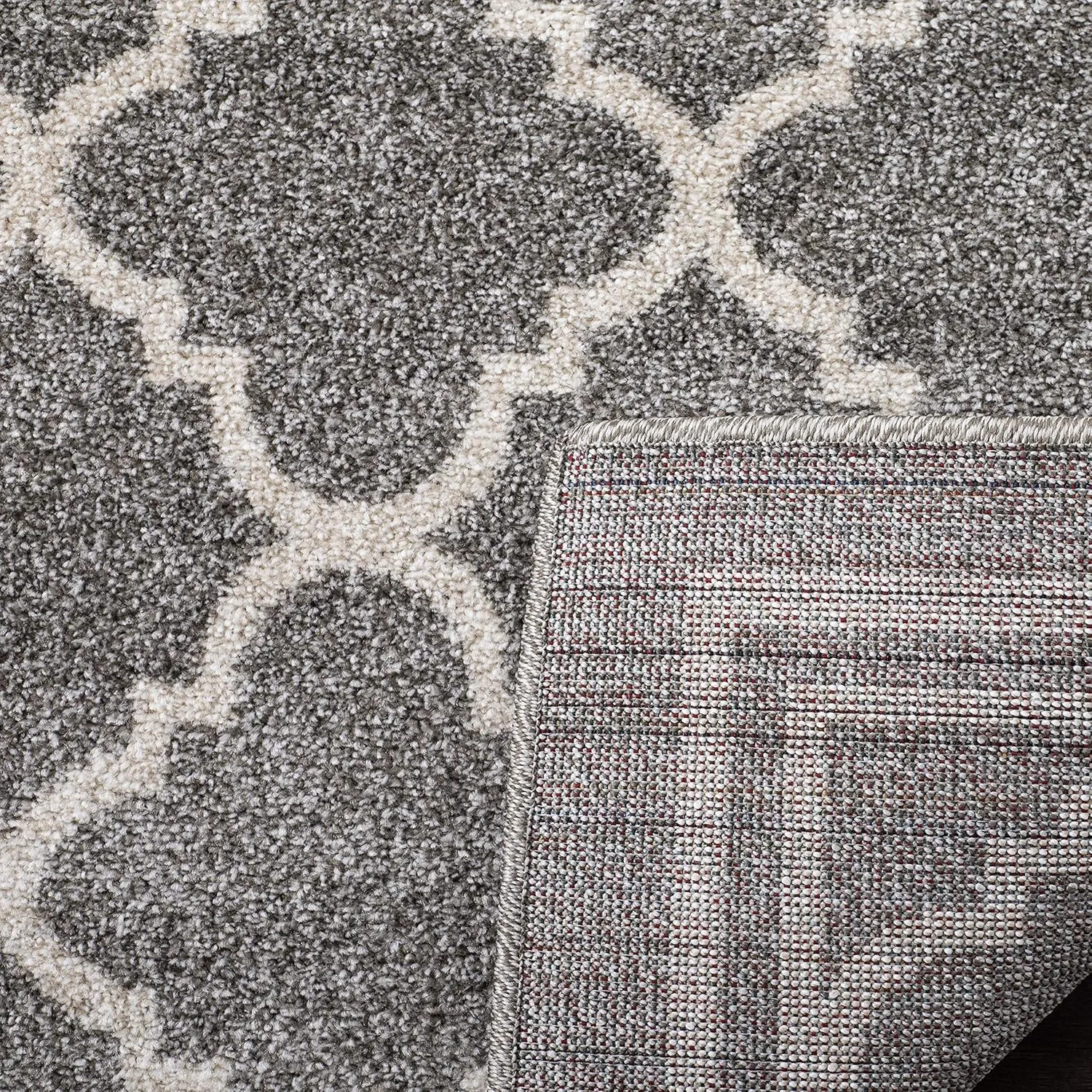 SAFAVIEH Amherst Collection Area Rug - 8' x 10', Dark Grey & Beige, Moroccan Trellis Design, Non-Shedding & Easy Care, Ideal for High Traffic Areas in Living Room, Bedroom (AMT422R)