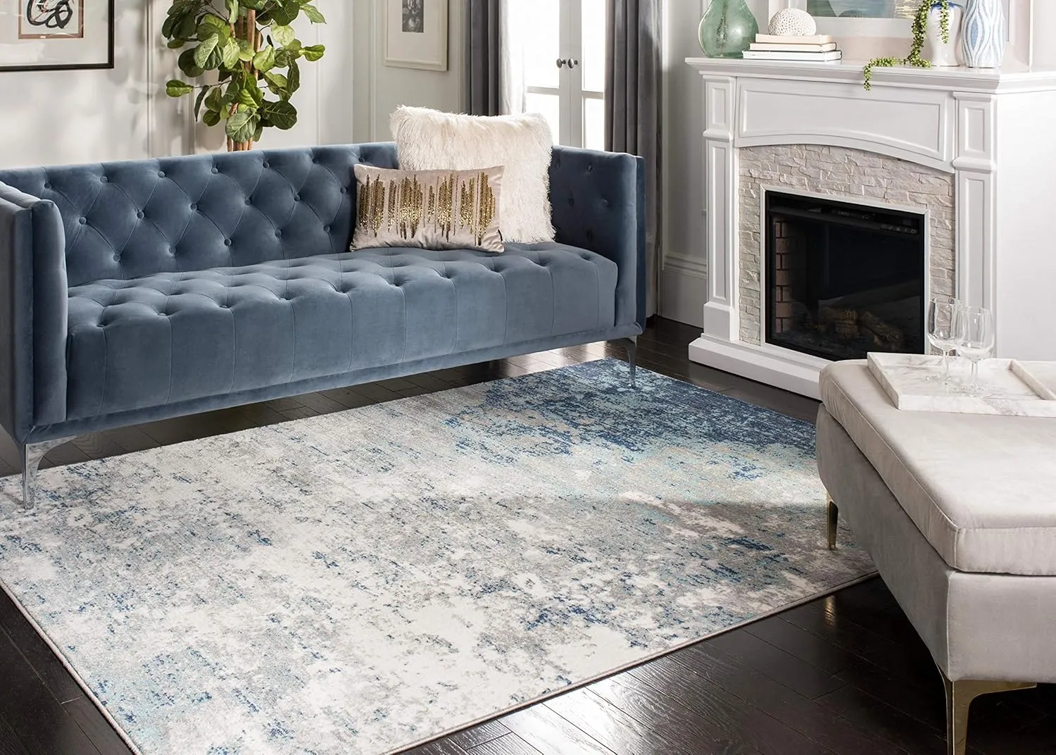 SAFAVIEH Brentwood Collection Area Rug - 6' x 9', Light Grey & Blue, Modern Abstract Design, Non-Shedding & Easy Care, Ideal for High Traffic Areas in Living Room, Bedroom (BNT822F)