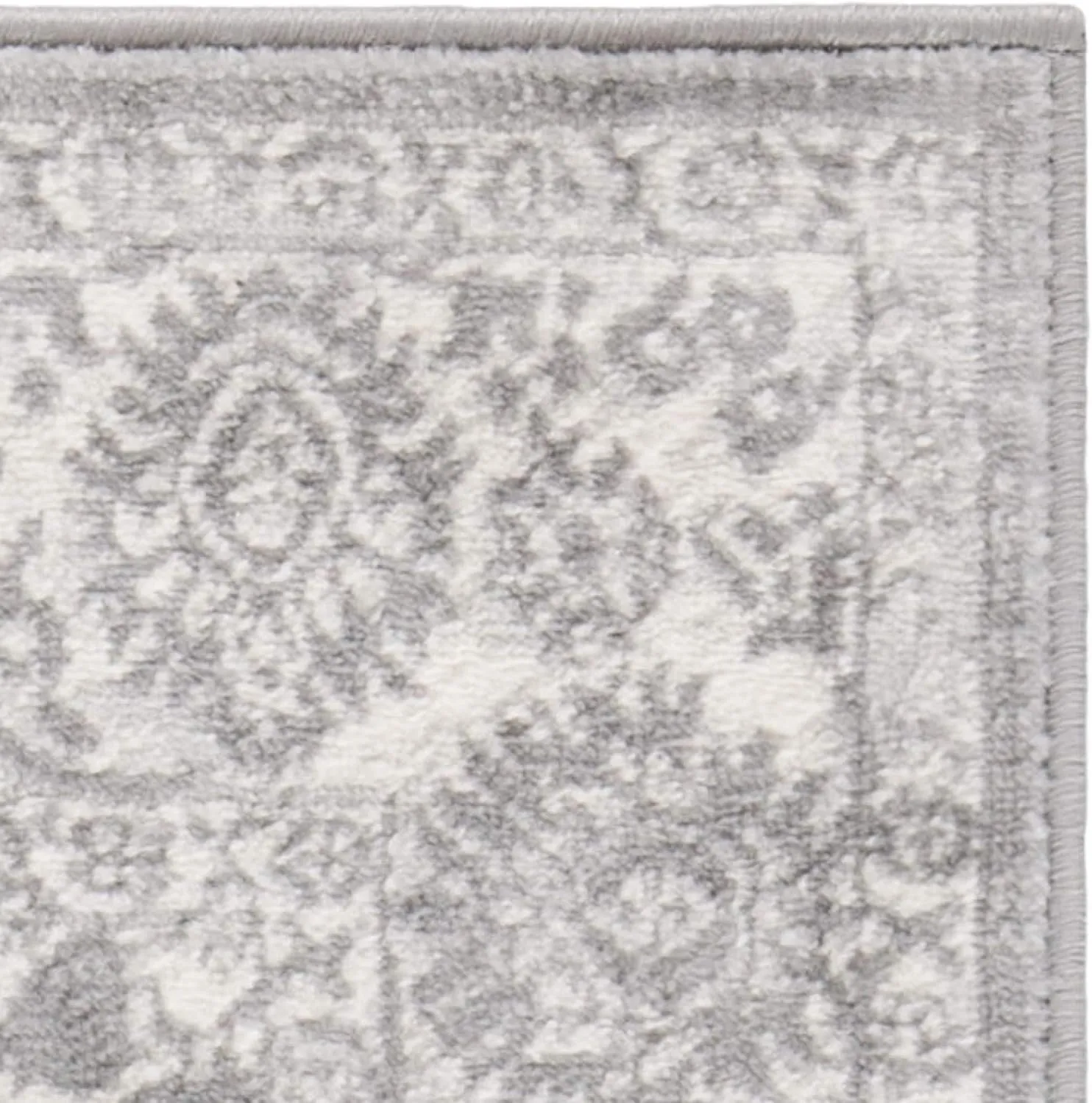 SAFAVIEH Brentwood Collection Area Rug - 8' x 10', Cream & Grey, Traditional Oriental Design, Non-Shedding & Easy Care, Ideal for High Traffic Areas in Living Room, Bedroom (BNT844B)