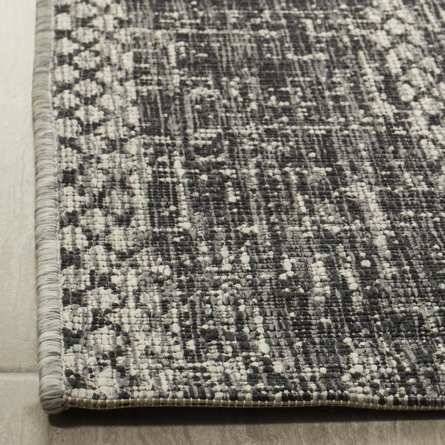 SAFAVIEH Courtyard Collection 2'3" x 6'7" Light Grey/Fuchsia CY8736 Indoor/ Outdoor Waterproof Easy Cleaning Patio Backyard Mudroom Runner Rug