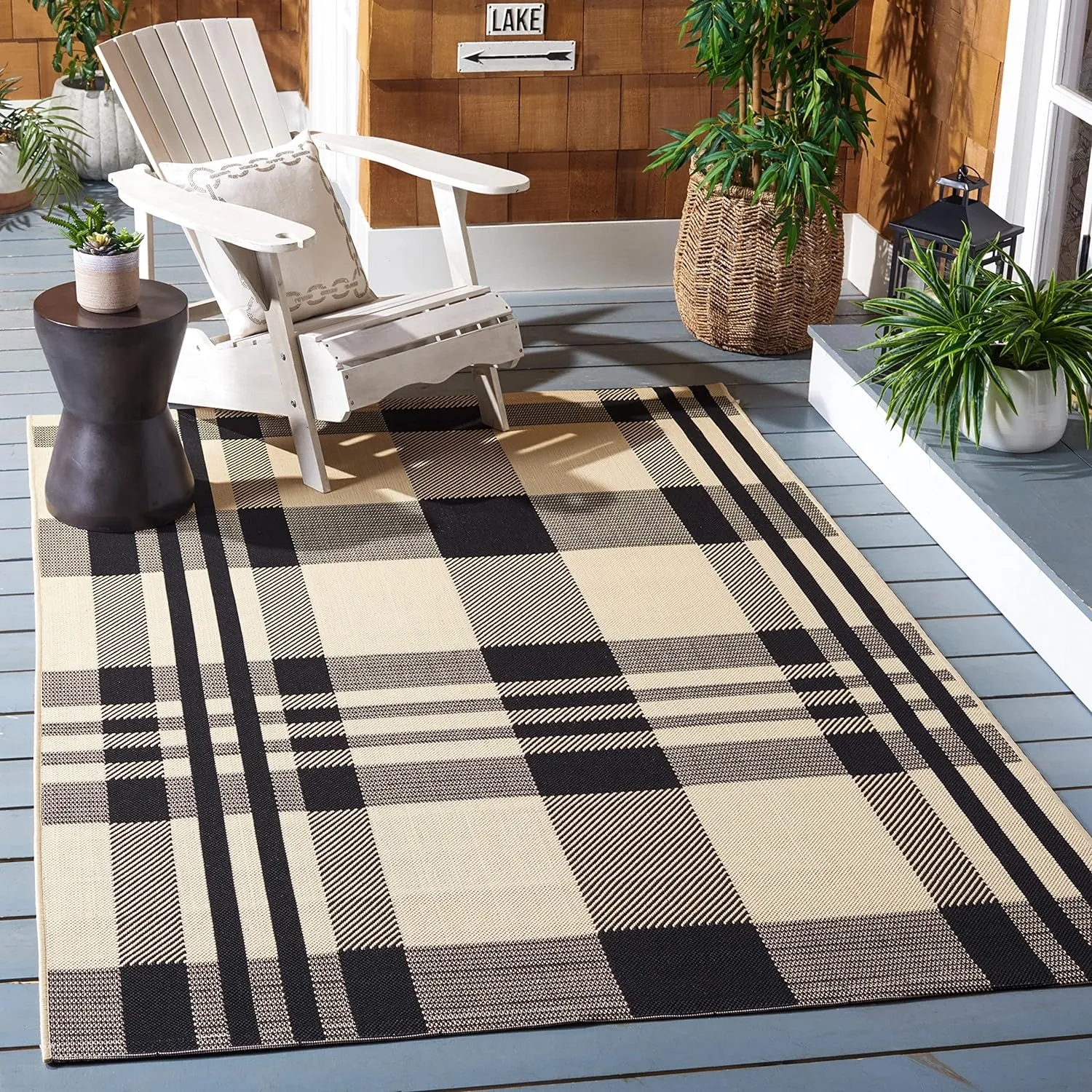 SAFAVIEH Courtyard Collection Area Rug - 5'3" x 7'7", Black & Bone, Indoor/Outdoor, Plaid Pattern, Weather Resistant & Washable, Ideal for Patio, Backyard, Mudroom, Deck, Dining Space (CY6201-216)