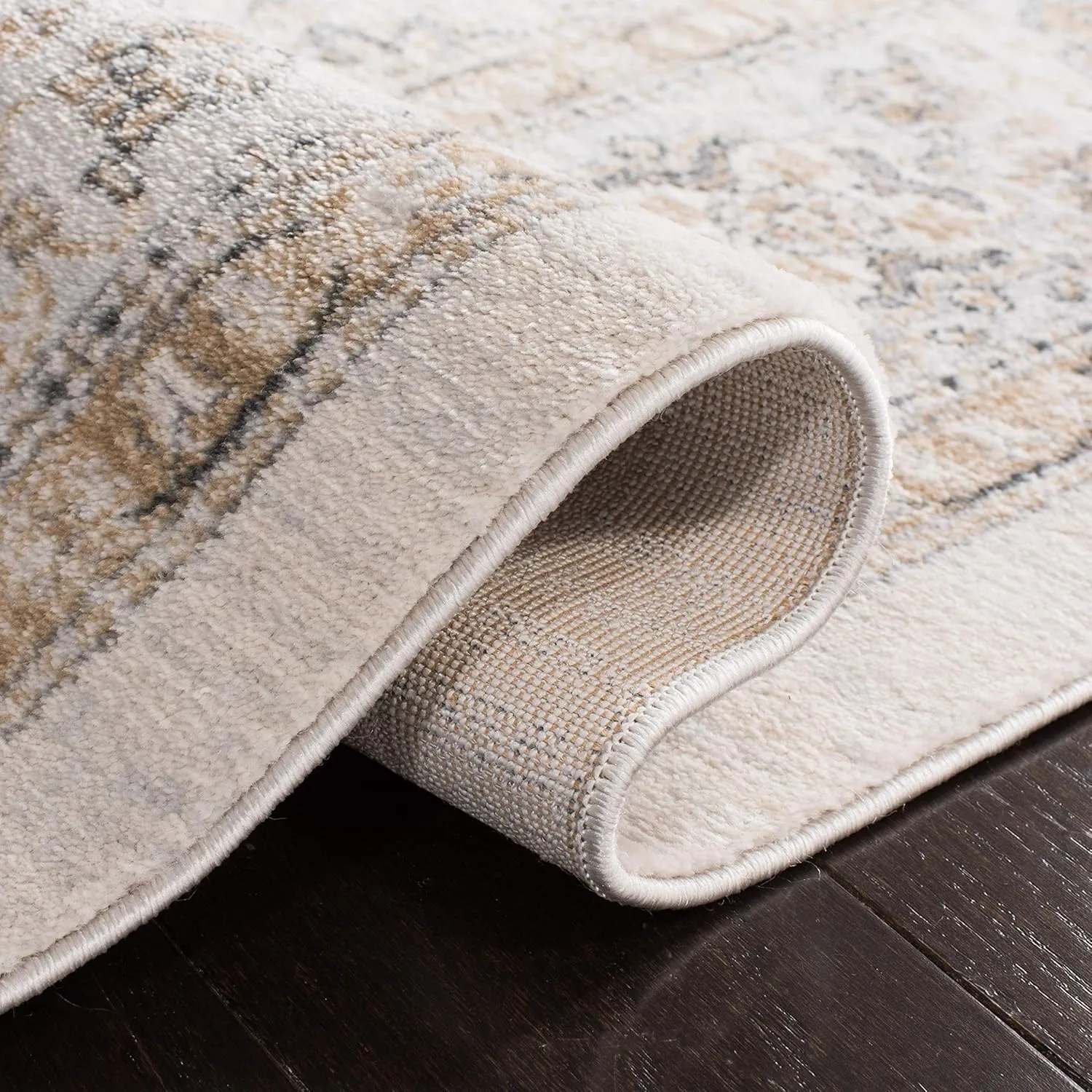 SAFAVIEH Isabella Collection Area Rug - 8' x 10', Cream & Beige, Oriental Design, Non-Shedding & Easy Care, Ideal for High Traffic Areas in Living Room, Bedroom (ISA916B)