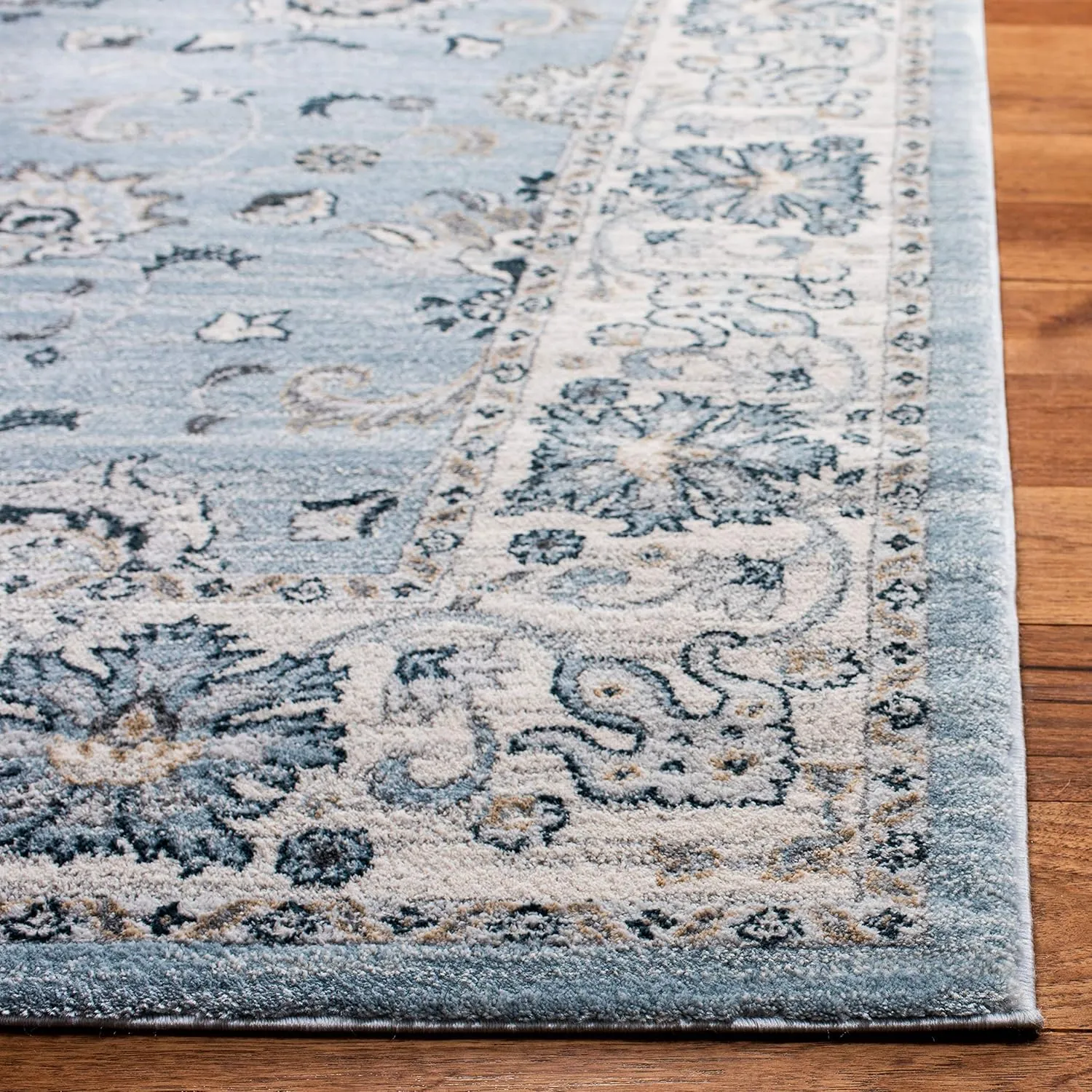 SAFAVIEH Isabella Collection Area Rug - 9' x 12', Light Blue & Cream, Oriental Design, Non-Shedding & Easy Care, Ideal for High Traffic Areas in Living Room, Bedroom (ISA940M)