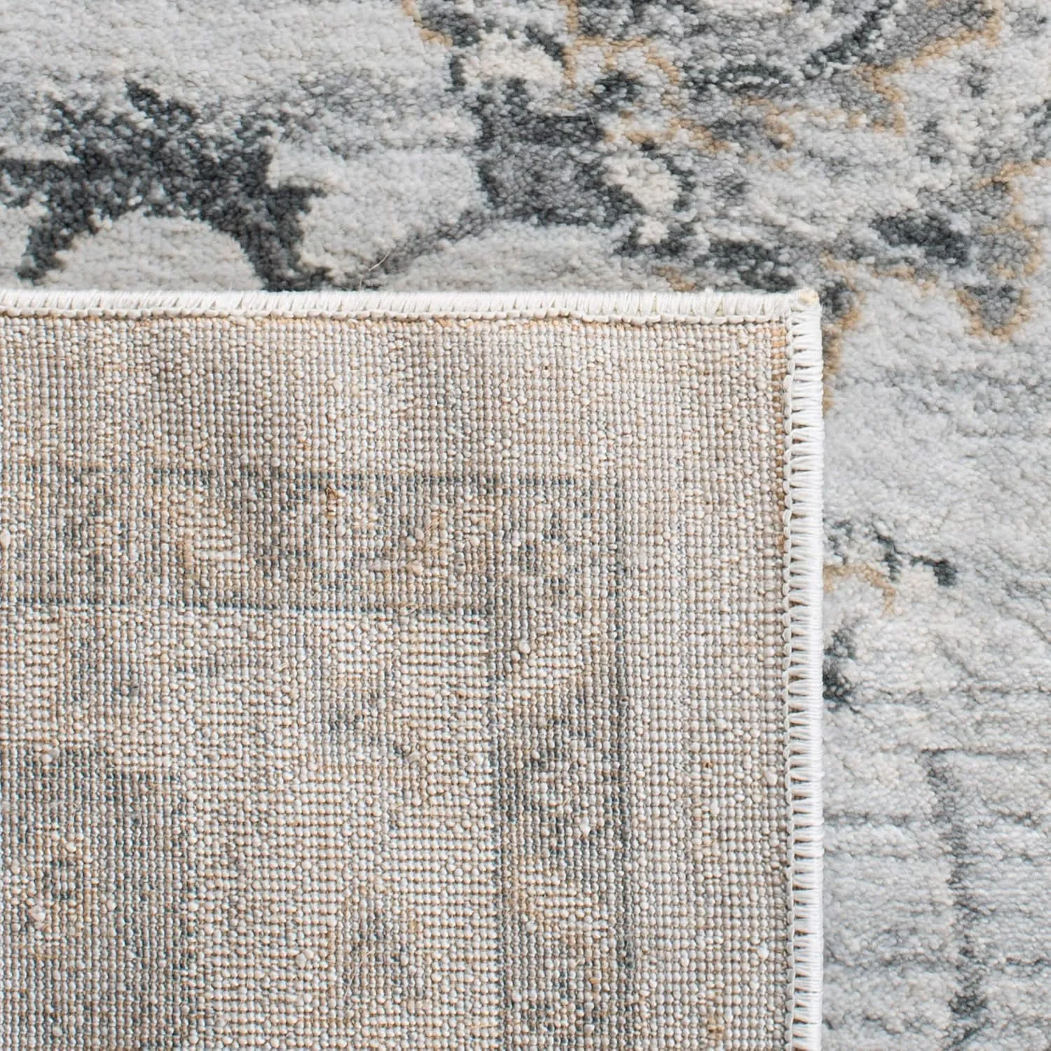 SAFAVIEH Isabella Collection Area Rug - 9' x 12', Light Grey & Cream, Oriental Design, Non-Shedding & Easy Care, Ideal for High Traffic Areas in Living Room, Bedroom (ISA940G)