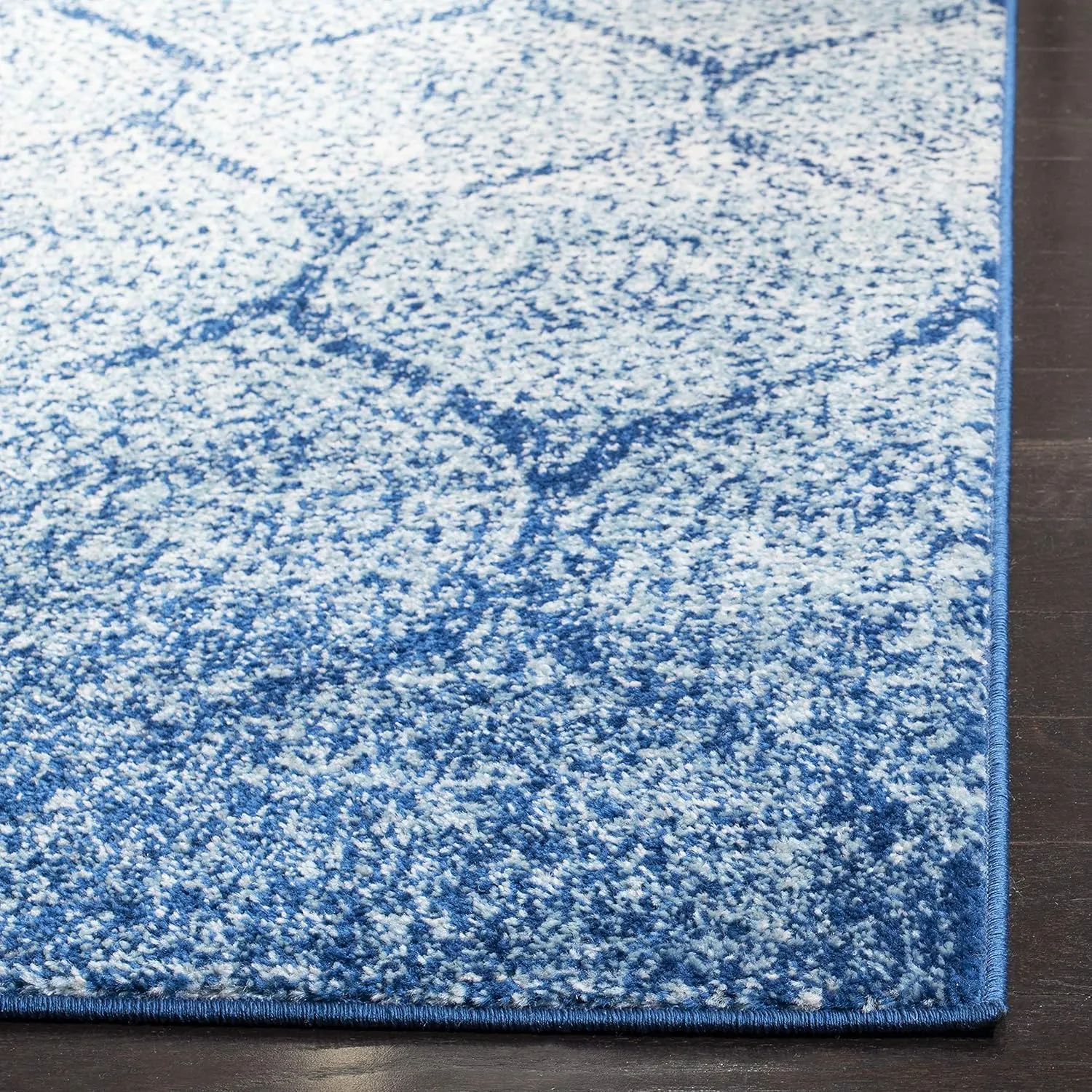 SAFAVIEH Madison Collection Area Rug - 9' Square, Navy & Blue, Glam Ogee Trellis Distressed Design, Non-Shedding & Easy Care, Ideal for High Traffic Areas in Living Room, Bedroom (MAD604N)