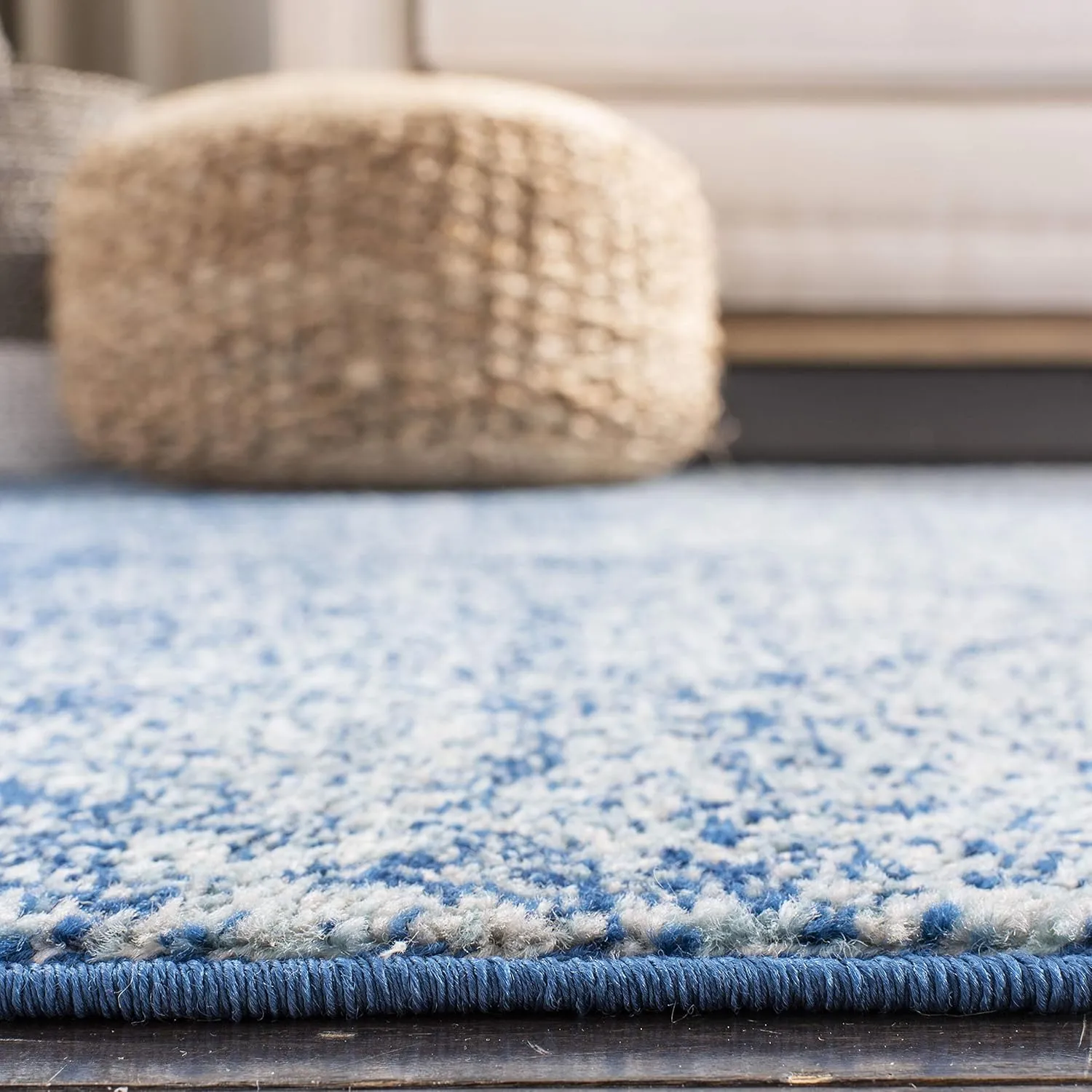 SAFAVIEH Madison Collection Area Rug - 9' Square, Navy & Blue, Glam Ogee Trellis Distressed Design, Non-Shedding & Easy Care, Ideal for High Traffic Areas in Living Room, Bedroom (MAD604N)