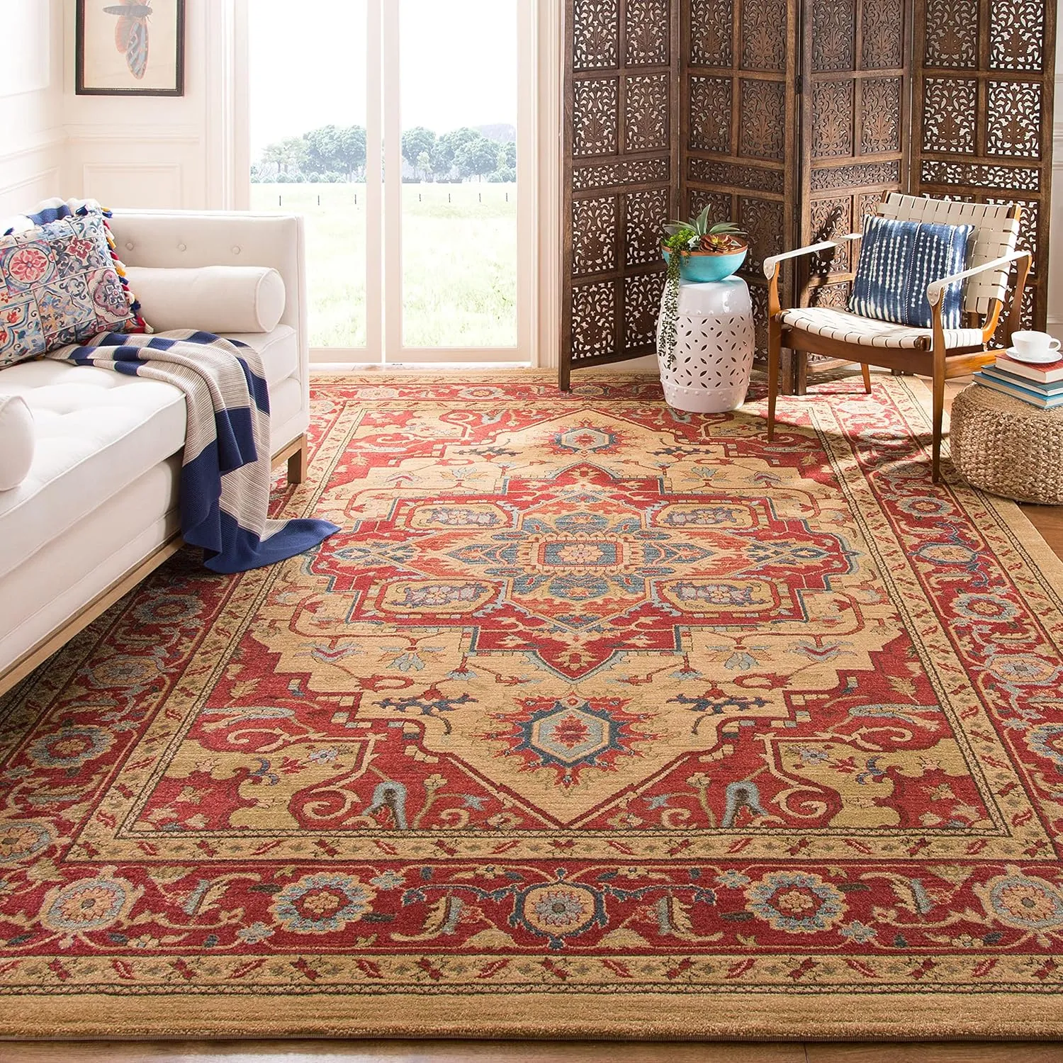SAFAVIEH Mahal Collection 5'1" Square Red / Natural MAH698A Traditional Oriental Non-Shedding Living Room Bedroom Area Rug