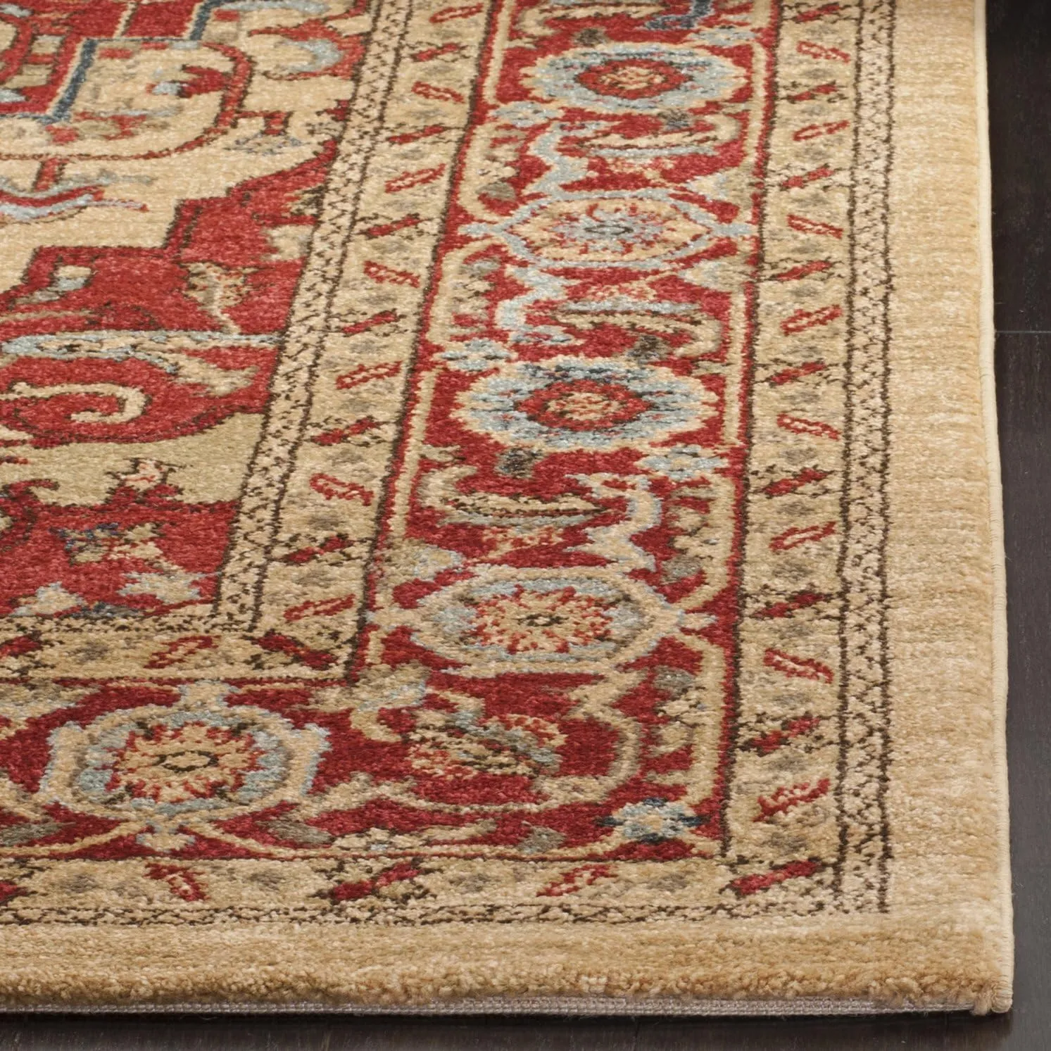 SAFAVIEH Mahal Collection 5'1" Square Red / Natural MAH698A Traditional Oriental Non-Shedding Living Room Bedroom Area Rug