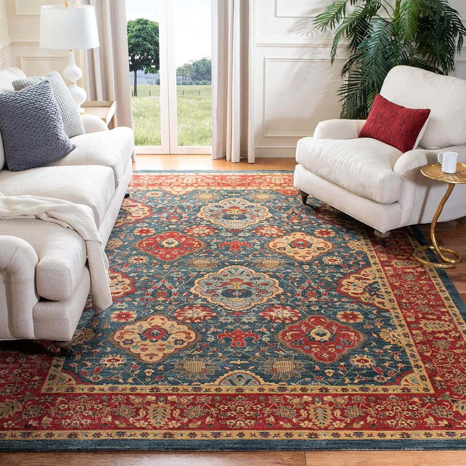 SAFAVIEH Mahal Collection Area Rug - 8' x 10', Navy & Red, Traditional Oriental Design, Non-Shedding & Easy Care, Ideal for High Traffic Areas in Living Room, Bedroom (MAH655C)
