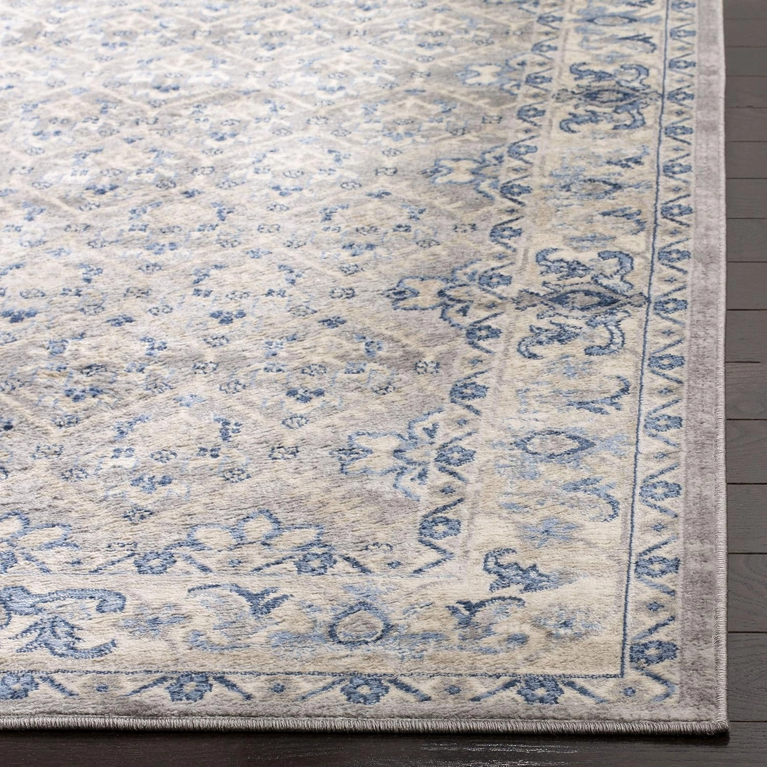 SAFAVIEH Brentwood Collection 8' x 10' Light Grey/Blue BNT869G Oriental Distressed Non-Shedding Living Room Bedroom Dining Home Office Area Rug