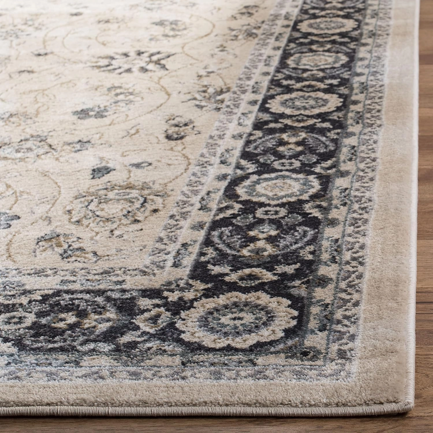 SAFAVIEH Lyndhurst Collection Area Rug - 5'3" x 7'6", Light Beige & Anthracite, Traditional Oriental Design, Non-Shedding & Easy Care, Ideal for High Traffic Areas in Living Room, Bedroom (LNH340K)