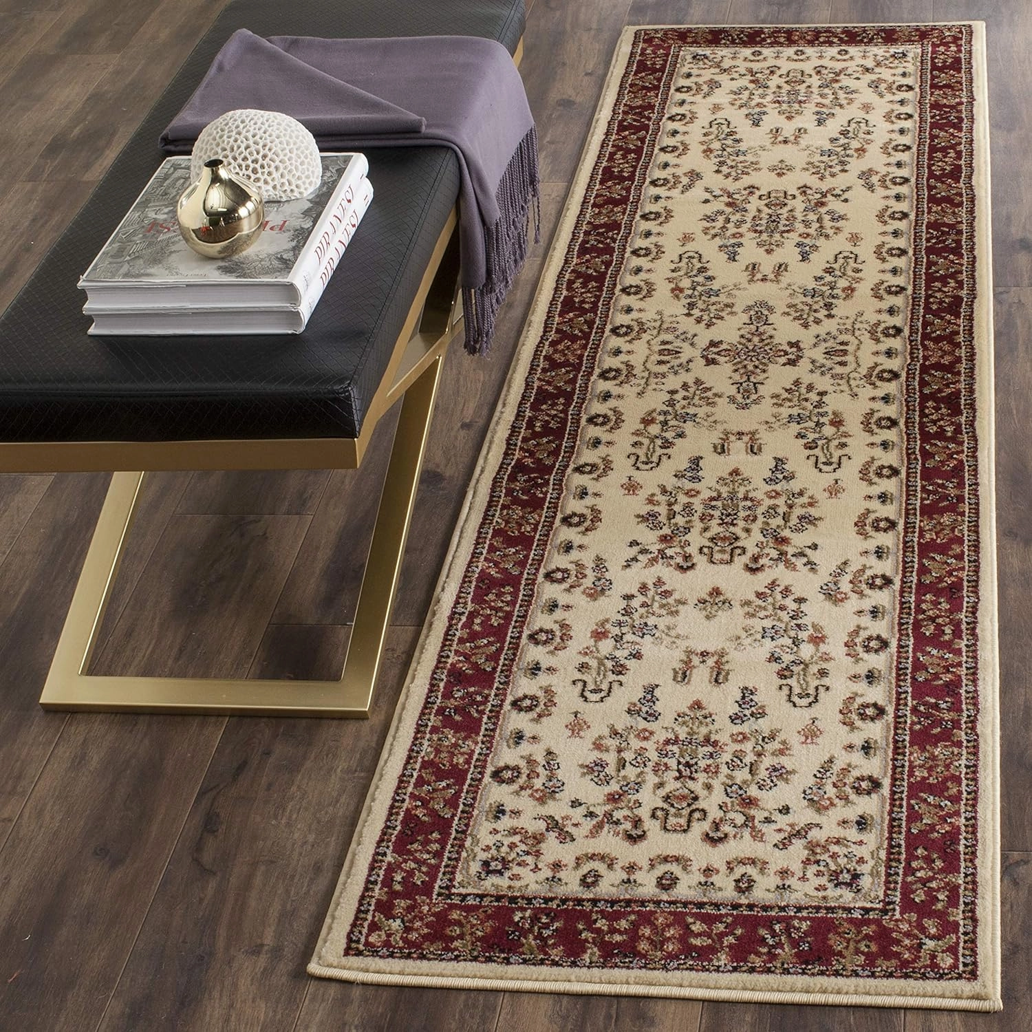 SAFAVIEH Lyndhurst Collection Runner Rug - 2'3" x 6', Ivory & Red, Traditional Oriental Design, Non-Shedding & Easy Care, Ideal for High Traffic Areas in Living Room, Bedroom (LNH331A)
