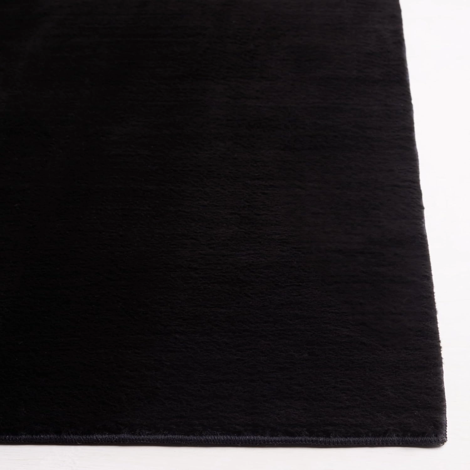 SAFAVIEH Washable Rug Faux Rabbit Fur Shag Collection - 6' Square, Black, Slip Resistant & Easy Cleaning, Ideal for Living Room, Bedroom, Kids Playroom, Nursery, Dining Space (FRF100Z)