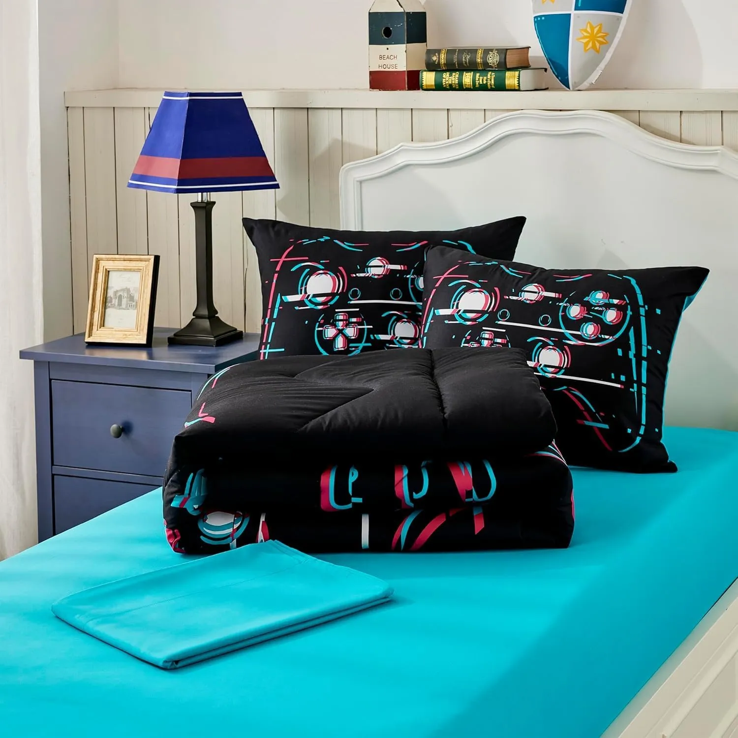 Seward Park Boys Full/Queen Bedding Set with Sheet, Video Gaming Bed in a Bag for Kids Teen, Dorm Comforter Sets, Game Black 5 Pieces