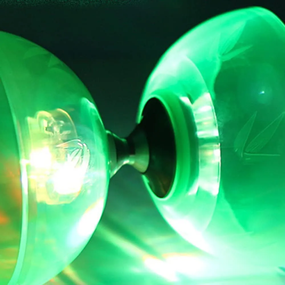 Soft Rubber Yoyo Set, with 1 Pc Diabolo, 1 Pc Spare 10m Rope, 2 Pcs Professional Poles, 1 Pc Net Bag, Flashing Triple Bearing Diabolo, for Beginners, Experienced Players (Green)